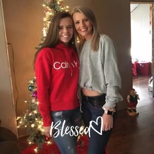 Meet your Posher, Dee